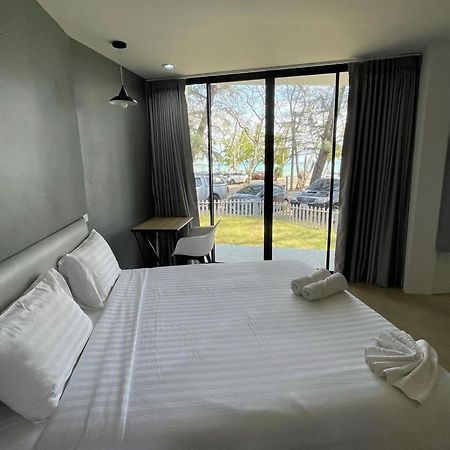 Phuket Muay Thai Hotel Rawai Beach Eksteriør bilde