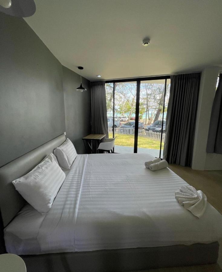 Phuket Muay Thai Hotel Rawai Beach Eksteriør bilde